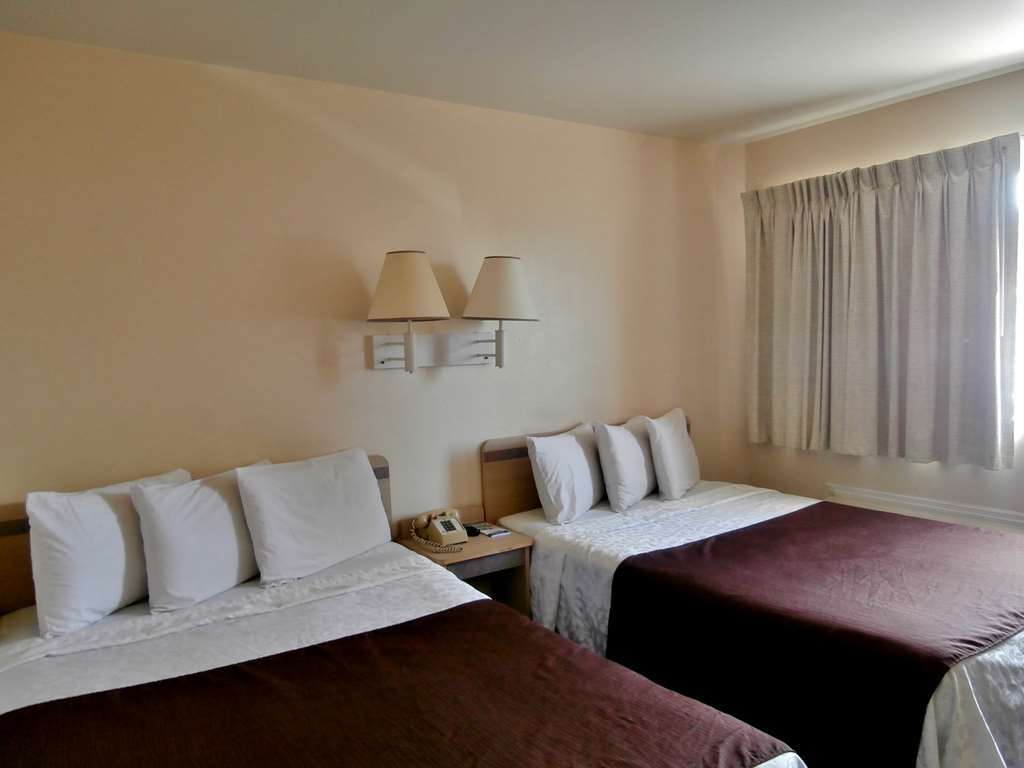 Americas Value - 2* Lake Stadt